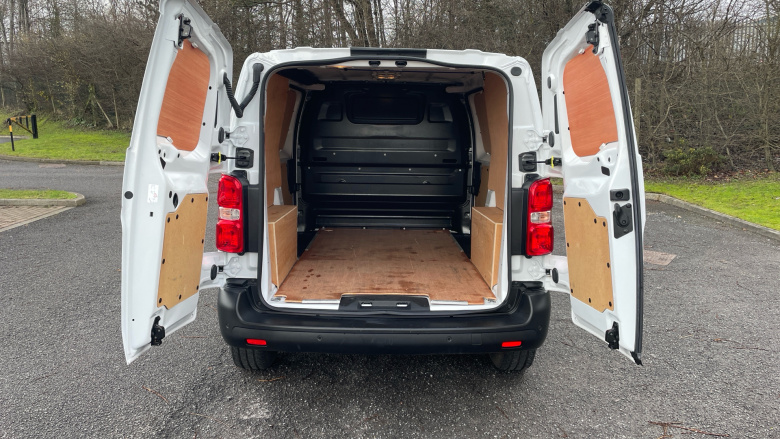 Vauxhall Vivaro L1 Diesel 1.5 Turbo D 120 Prime H1 Van